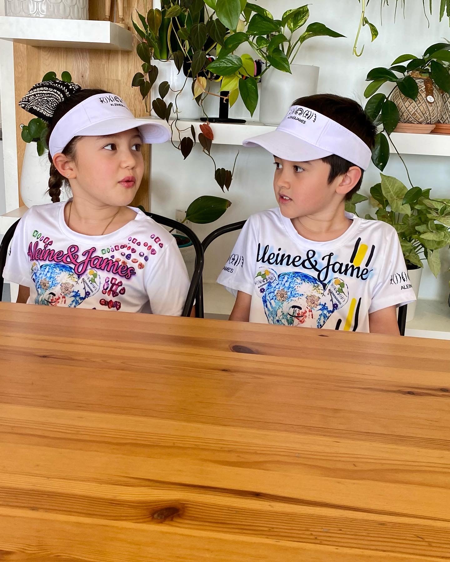 Kids Designer’s power bear T-shirt